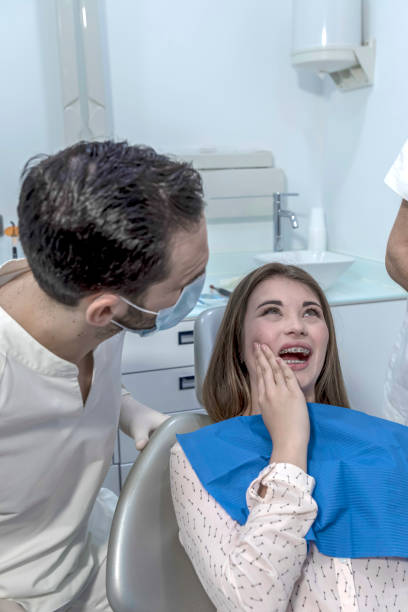 Best Broken or Cracked Tooth Emergency Dentist in Schenectady, NY